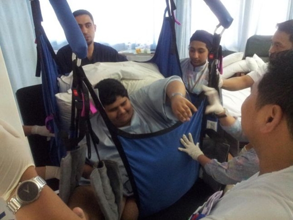 شاهد صور الشاعري بعد أن فقد 480 كيلو غرامًا من وزنه