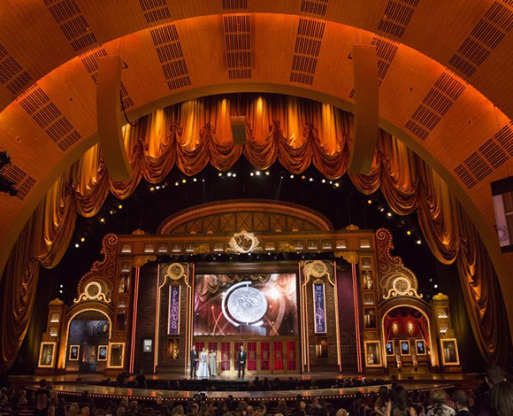 إليك بالصور أبرز مشاهد حفل " Tony Awards" للفنون المسرحية
