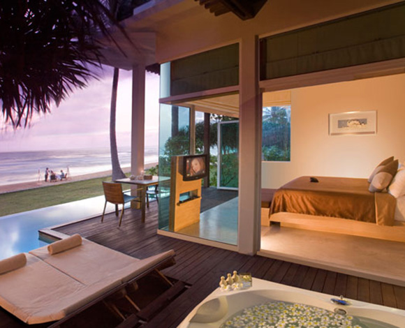 "Aleenta Phuket" أفخر منتجعات الجزيرة التايلاندية الشهيرة فوكيت