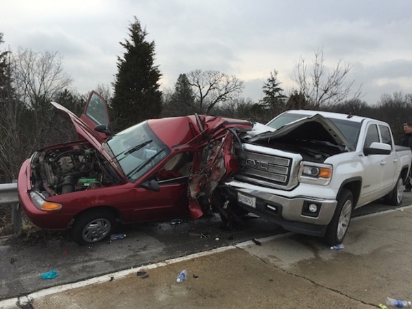 جوال يتسبب في حادث في الكويت