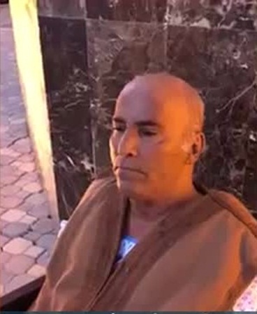 شاهد ما حدث له باكتشاف أن امه ليست هي والدته الحقيقية