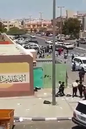 تعرف على رد فعل وزير التعليم على فيديو تمزيق الطلبة للكتب المدرسية