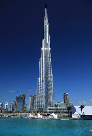 Armani Hotel Dubai... فندق مثالي لفخامة الاقامة في امارة دبي