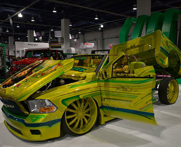 معرض جنون السيارات المعدلة "SEMA" في لاس فيغاس... بالصور