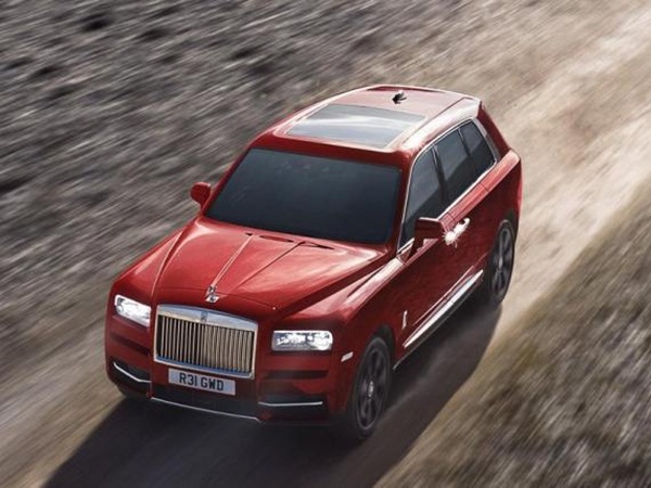 بالصور: ثري سعودي يشتري أول سيارة رباعية من رولز رويس