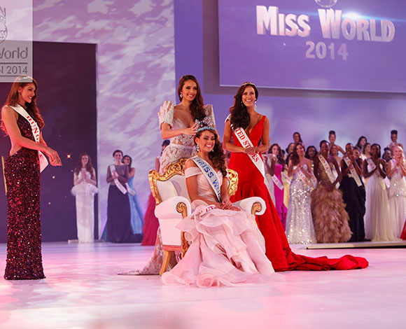 ملكة جمال العالم لعام 2014 ... رولن ستروس ملكة جمال جنوب إفريقيا