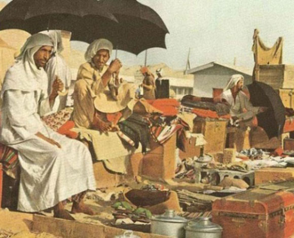 صور نادرة لأداء المسلمين مناسك الحج عام 1953
