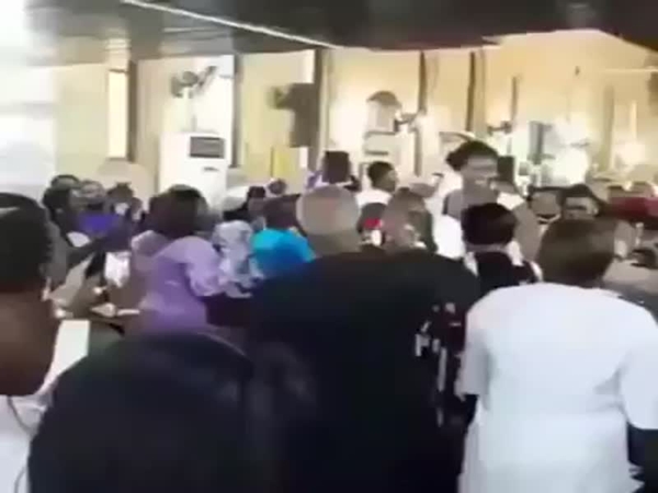 شاهد عروس عملاقة تشغل السوشيال ميديا