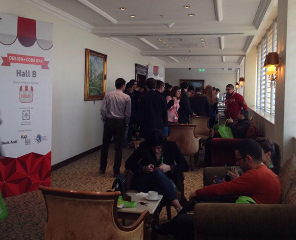 رائد في كواليس المؤتمر الخامس لعرب نت - بيروت