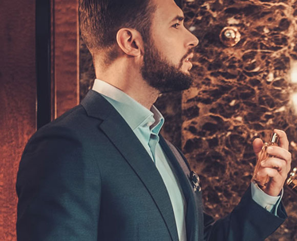 نصائح تضمن استمرار رائحة العطور لمدة أطول