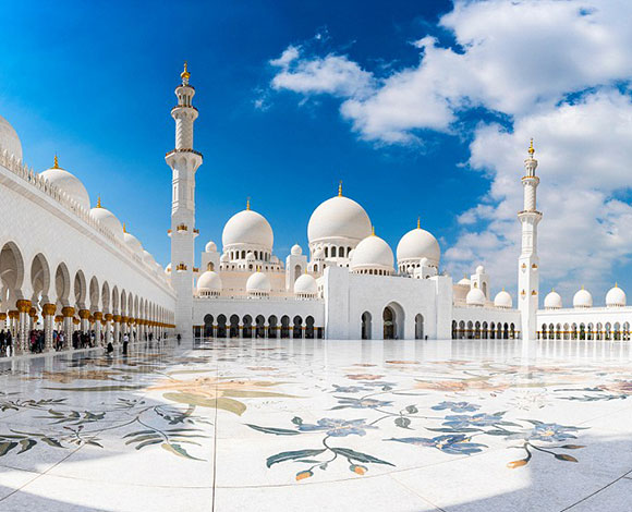 معلمان سياحيان من الإمارات يدخلان قائمة أفضل 25 مركز جذب سياحي في العالم
