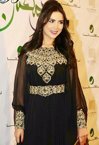 شيماء هلالي في زيارة إنسانية لمخيمات اللاجئين السوريين في الأردن