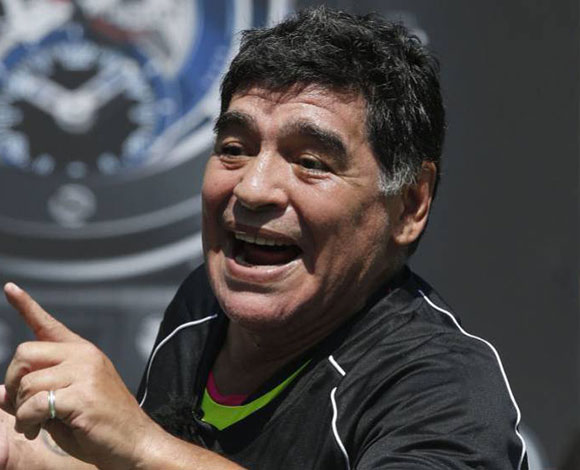 مارادونا يشيد ببيل مع ويلز على حساب رونالدو مع البرتغال