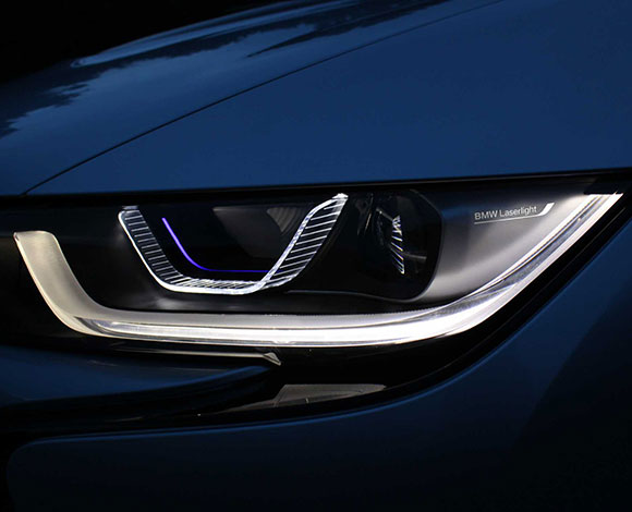 المصابيح الليزرية من BMW تدخل حيّز الإنتاج