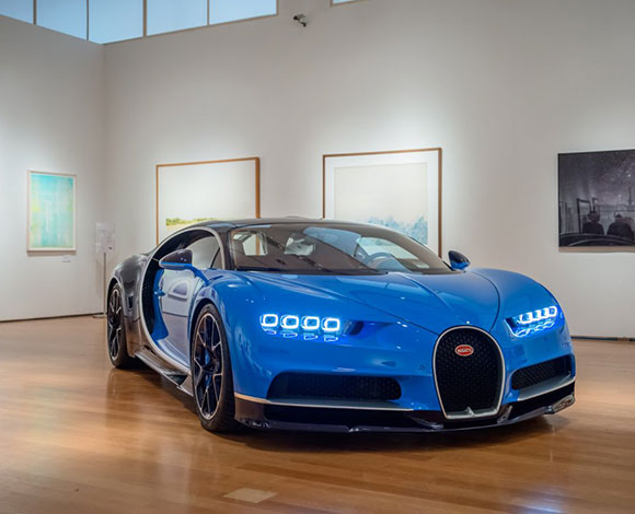 سيارة Bugatti Chiron قطعة فنّية نادرة!