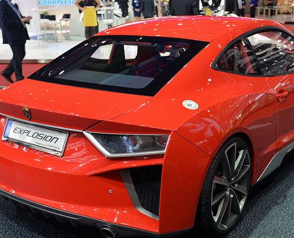 سيارة "غومبريت 2015" تخوض التحدي رغم الصعوبات