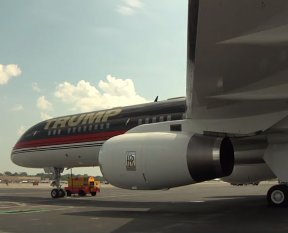 القوا نظرة على طائرة Boeing الخاصة بدونالد ترامب!