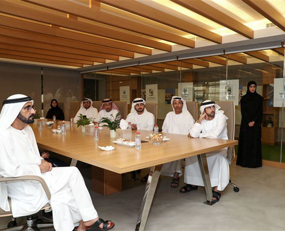 الشيخ محمد يوثّق مشروع Dubai Street Museum!