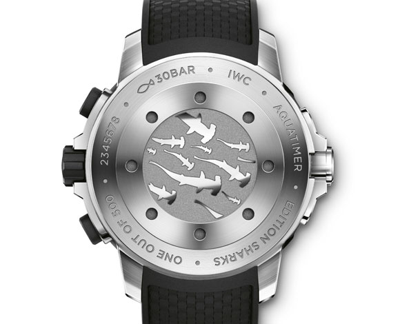IWC تُبحِر في عالم المحيطات، وتُطلِق ساعة ""Sharks