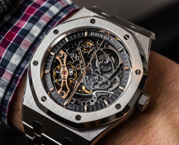 royal oak .. أحدث الساعات التي طرحتها علامة Audemars piguet