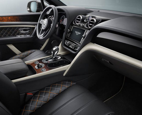 هذه مواصفات سيارة bentley bentayga mulliner من بنتلي
