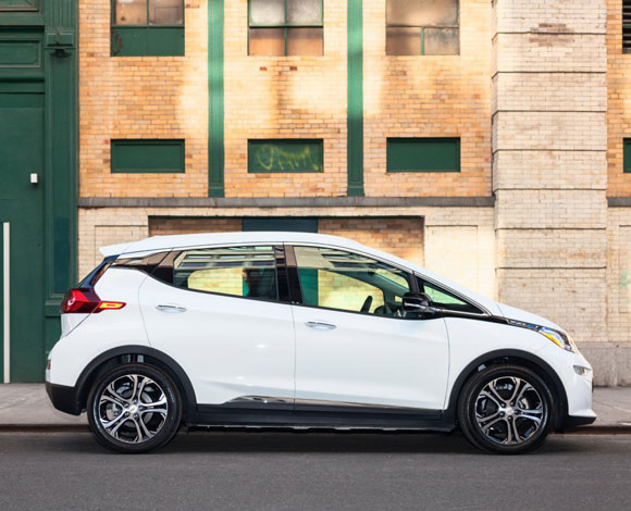 جنرال موتورز تكشف عن التحفة الفنية الكهربية Chevy Bolt