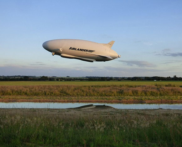 طائرة Airlander تخضع لتجارب طيران جديدة بعد حادثتها العام الماضي