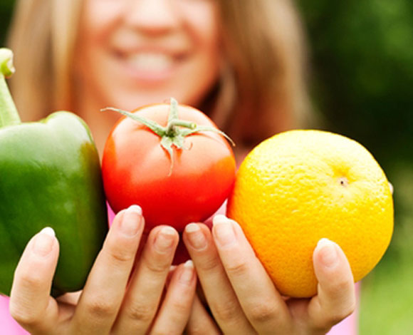 ما الفرق بين آكلي الخضروات vegetarian وبين النباتيين vegan