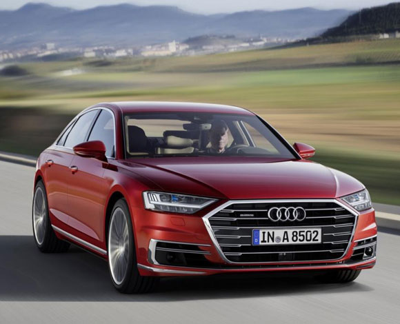 7 أشياء يجب أن تعرفها عن سيارة audi A8 موديل 2018