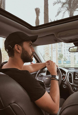 أحمد دعبس لرائد: كن نفسك دائما، استلهم الأفكار ولا تستنسخها