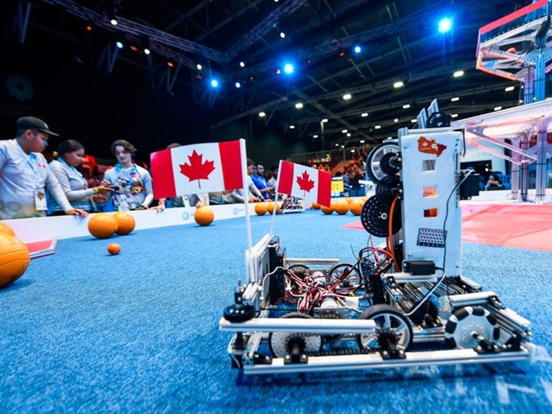 انطلاق تحدي فيرست "جلوبال العالمي للروبوتات" في دبي