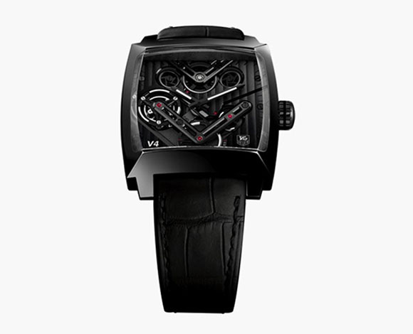 تاغ هوير تكشف عن ساعتها الجديدة Monaco V4 Tourbillon