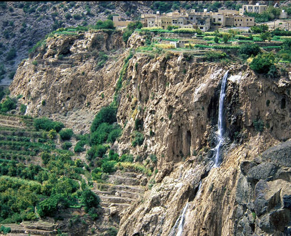 افتتاح فندق ومنتجع "أليلا الجبل الأخضر" في سلطنة عُمان