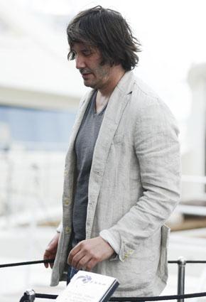وزن كيانو ريفز يزداد