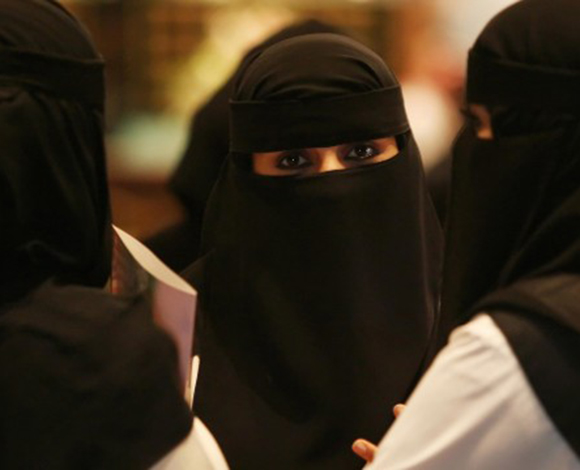 سعودية تدفع نصف مليون ريال لكي تتزوج!
