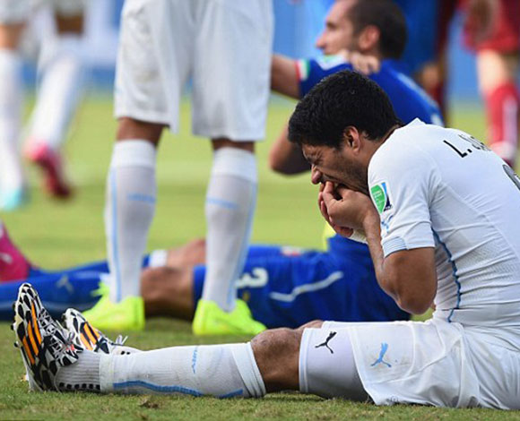 لويس سواريز خارج المونديال والملاعب بقرار للفيفا