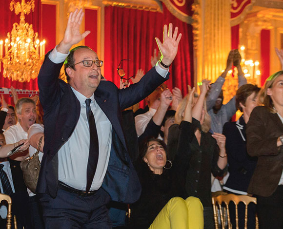 هكذا إحتفل فرانسوا هولاند بفوز منتخب فرنسا  