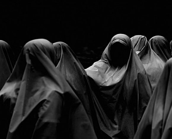 "يوم وليلة" معرض هواة التصوير في دبي... بالصور
