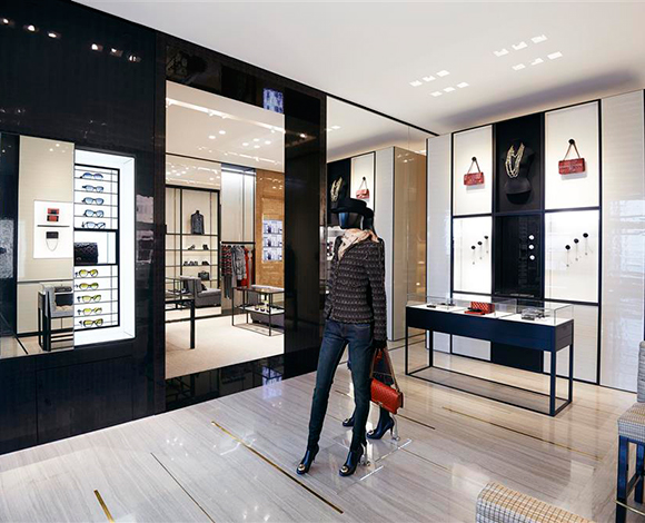 CHANEL تفتتح متجراً جديداً لها في مبنى الركاب رقم 3A