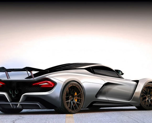 سيارة "فينوم إف 5" من Hennessey بسرعة 290 ميل في الساعة