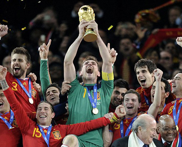 15 عاماً لكاسياس على أول مشاركة له مع ريال مدريد