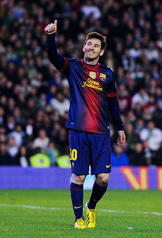 برشلونة يحتفل بمرور 14 عاماً على انضمام ميسي