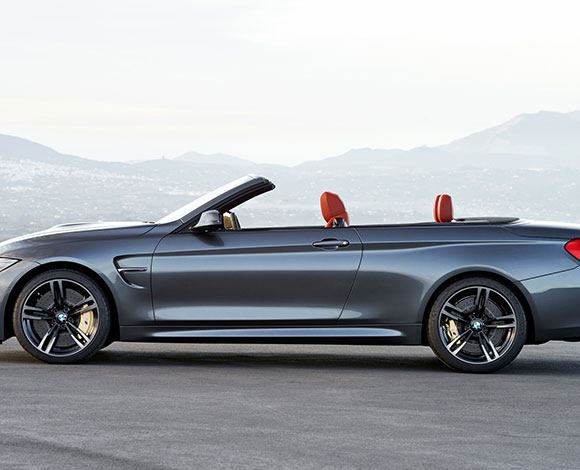 سيارات تفحيط: BMW M4 المكشوفة تضفي المزيد من متعة الانطلاق وسباق السيارات