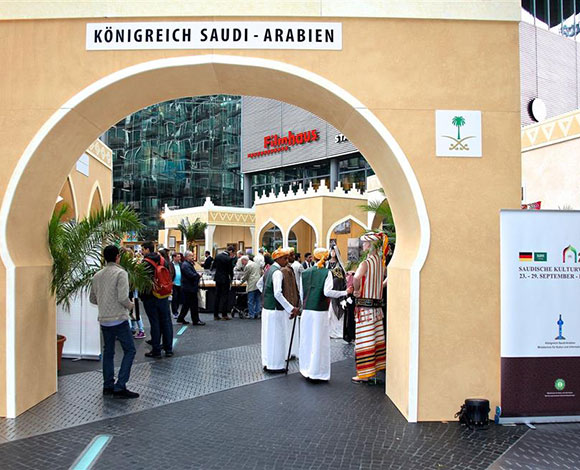 صور سفر لتحضيرات العاصمة الألمانية للذكرى 25 لسقوط جدار برلين