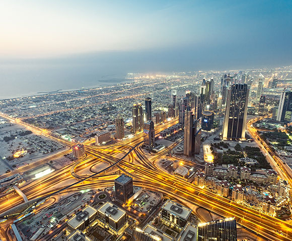 دبي تسعى لتحقيق رقمين قياسيين جديدين في موسوعة جينيس