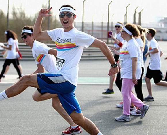"سباق الألوان Color Run" في دبي بالصور