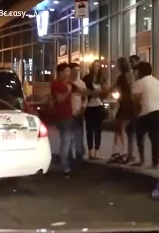 تفحيط: شابان سعوديان يستعرضان مهارتهما بتفحيط دباب في فيديو