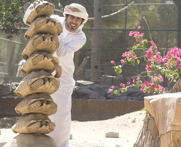 إليك بالصور ما لا يمكن مشاهدته إلا في دبي!