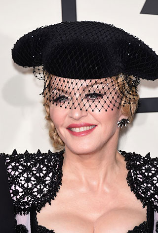 إليك قائمة بأغنى 10 اشخاص يعملون في مجال الموسيقى