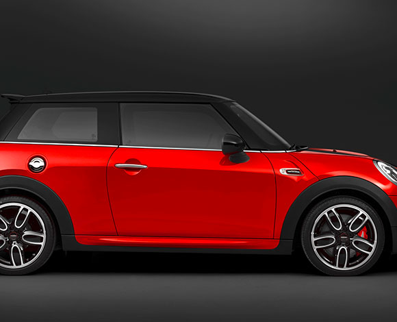 أقوى سيّارة MINI على الإطلاق تستعدّ للانطلاق في الشرق الأوسط